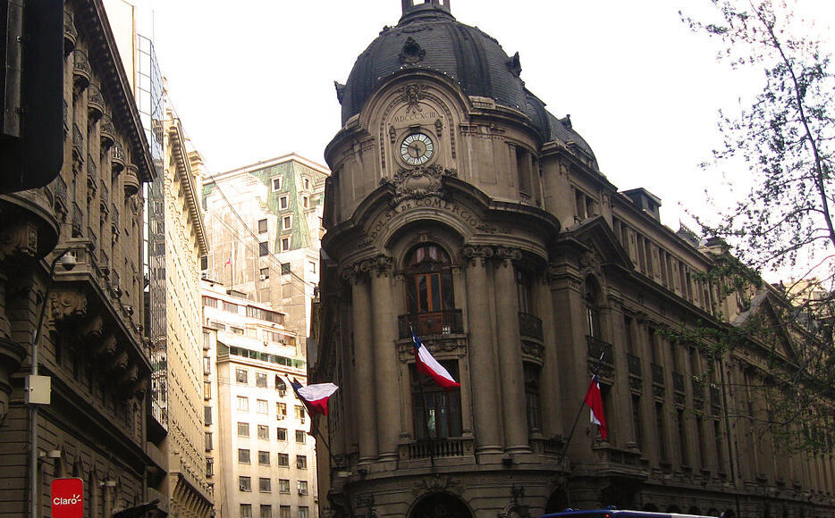 Edificio de la Bolsa de Santiago.