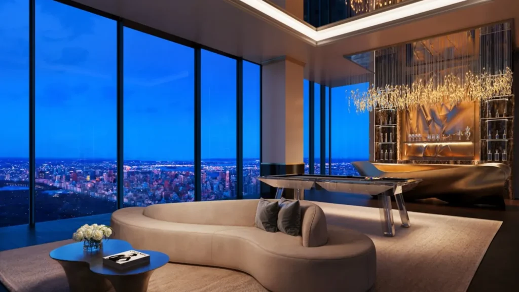 El piso, cuenta con cinco dormitorios, seis baños, varios salones y una terraza con vista panorámica al
Central Park.