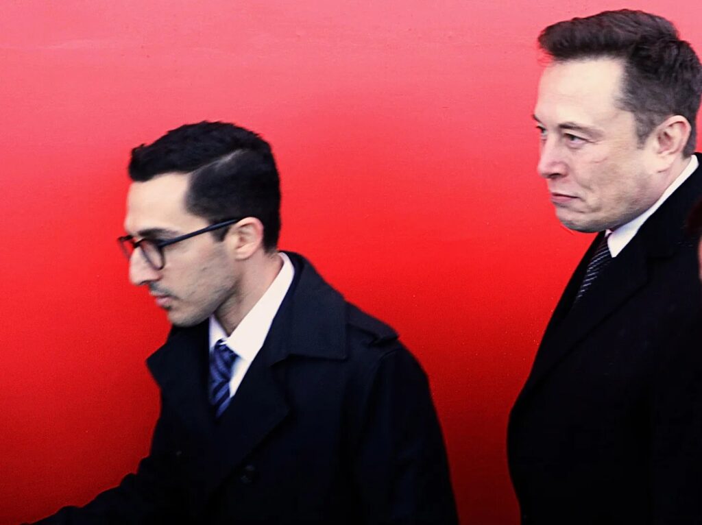 Elon Musk y Omead Afshar.