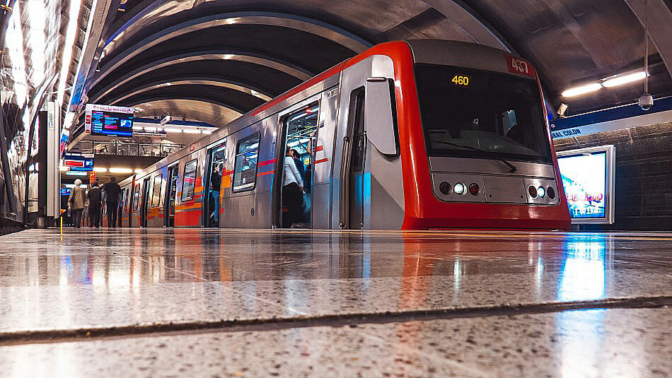 Metro de Santiago presenta la nueva extensión de la Línea 9.