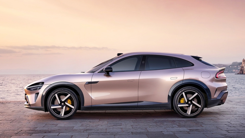 La nueva SUV de lujo de Xiaomi modelo YU7.