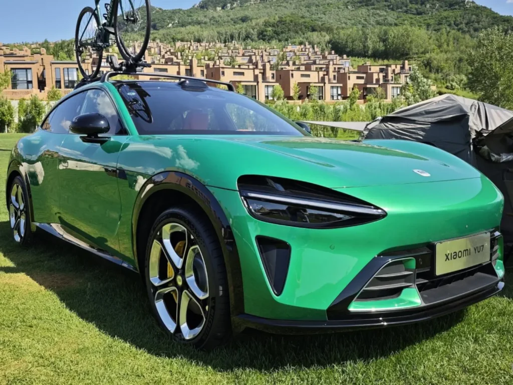 La nueva SUV de lujo de Xiaomi modelo YU7.